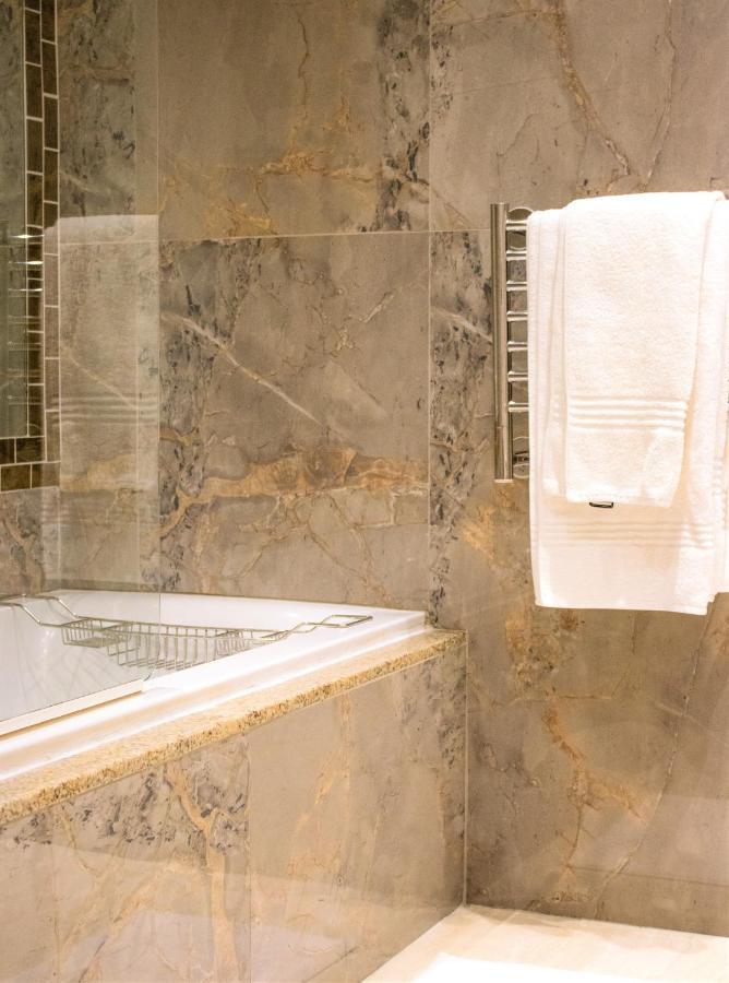 Luxury Apartment, Near V&A Waterfront And Cpt Stadium Kapsztad Zewnętrze zdjęcie