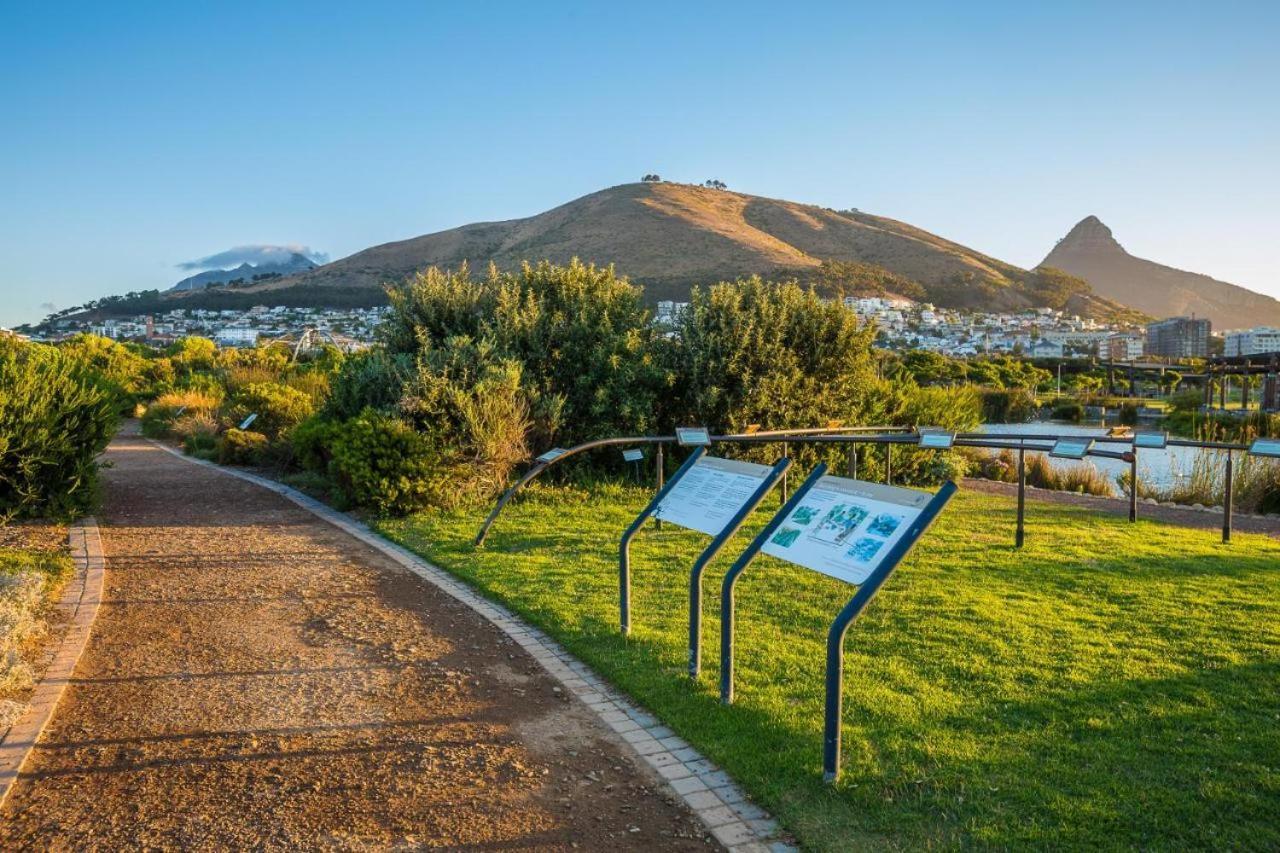 Luxury Apartment, Near V&A Waterfront And Cpt Stadium Kapsztad Zewnętrze zdjęcie